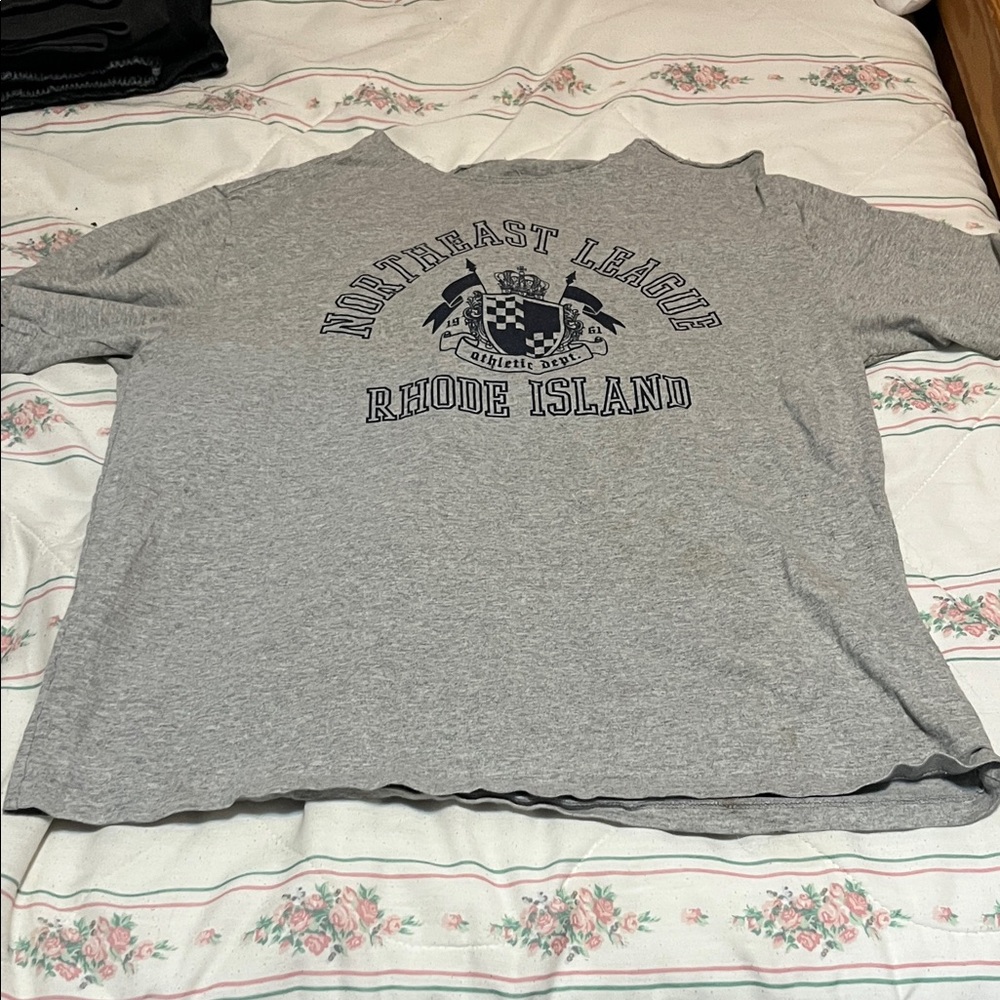 Light grey shirt